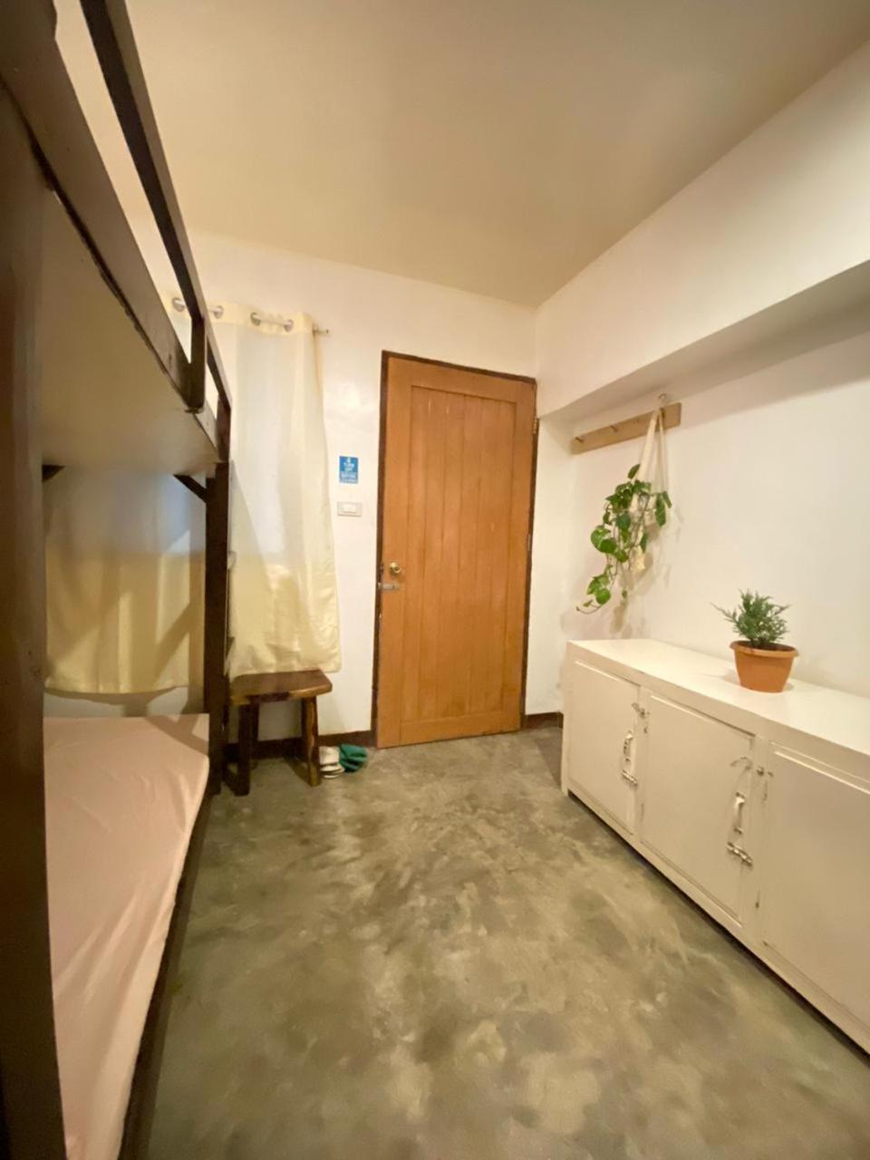 Malayah Hostel General Luna  Szoba fotó