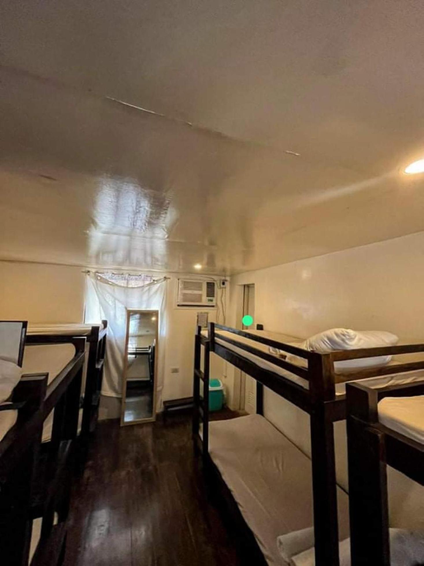 Malayah Hostel General Luna  Szoba fotó